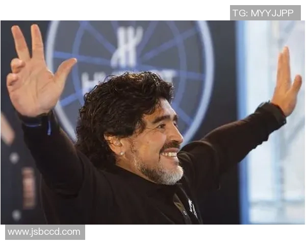 足球巨星绝技秀全景视频展现精彩瞬间与技艺之美 足球巨星绝技秀全景视频展现精彩瞬间与技艺之美