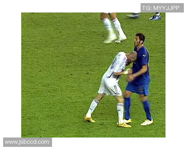 齐达内足球生涯中的经典时刻回顾那些铭刻在心的瞬间与传奇表现 齐达内足球生涯中的经典时刻回顾那些铭刻在心的瞬间与传奇表现