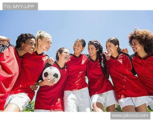 新疆女足球明星全景盘点及其辉煌成就回顾 新疆女足球明星全景盘点及其辉煌成就回顾