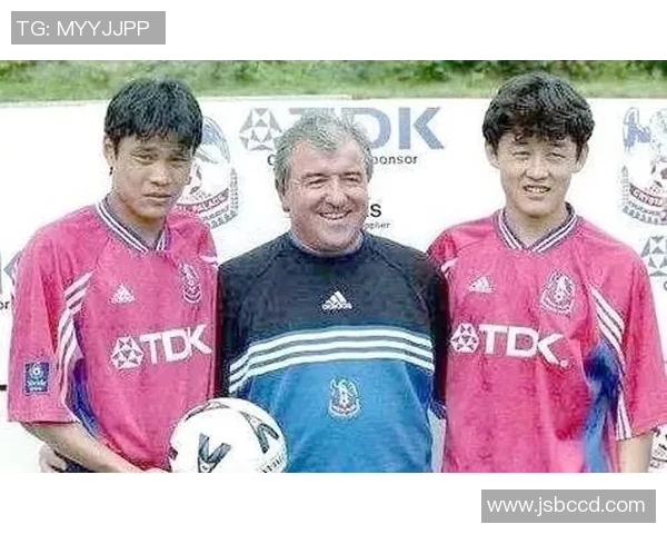 广东话讲述足球明星的精彩故事与传奇人生