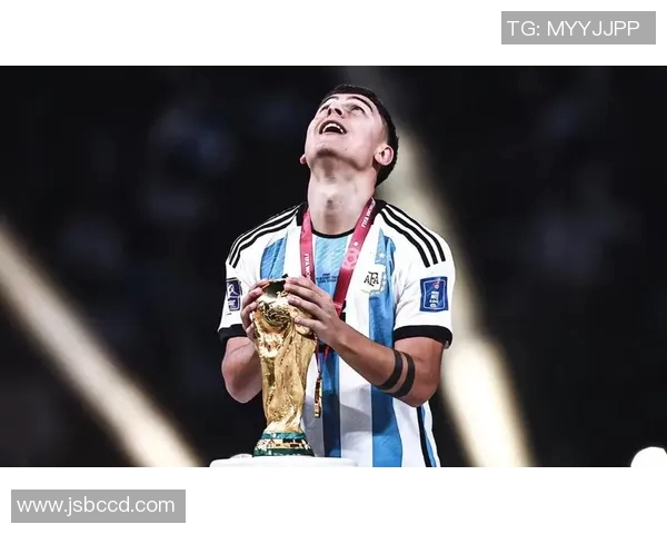 足球明星保罗迪巴拉的辉煌历程与未来发展展望