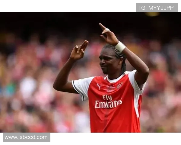 非洲雄鹰的传奇足球明星是谁揭秘他的辉煌成就与影响力